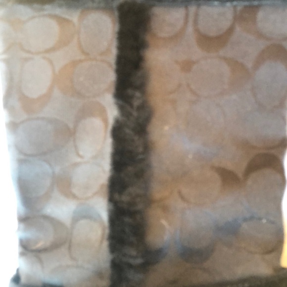 SUPER CUTE LIMITED EDITION COACH BOOTS! - Picture 2 of 5